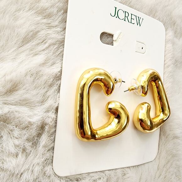 NEW J. Crew Gold Heart Hoop Chunky Lightweight Earrings - Picture 6 of 8